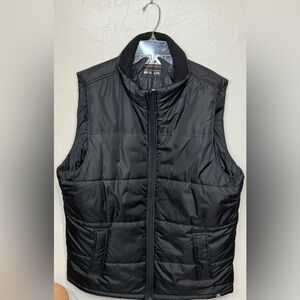 ZeroXposur Men’s Black Puffer Vest